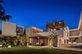 6 Bedrooms Villa Nini Elly in Canggu